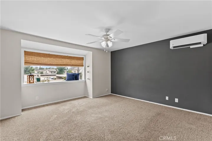 24430 Nicklaus Drive Unit L2, Valencia, California 91355