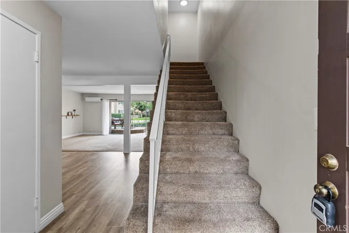 24430 Nicklaus Drive Unit L2, Valencia, California 91355