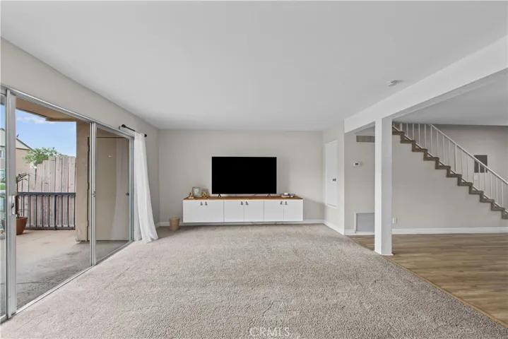 24430 Nicklaus Drive Unit L2, Valencia, California 91355