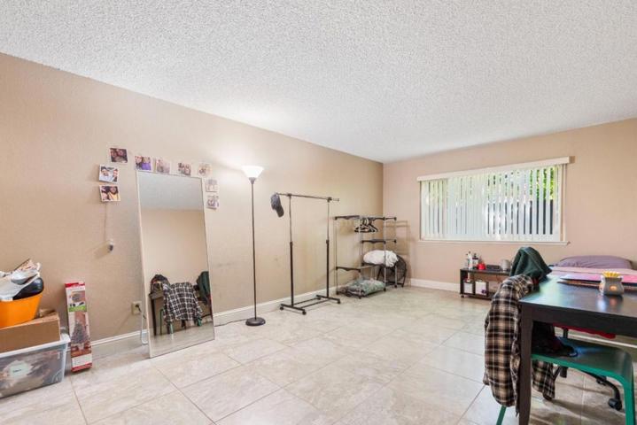 1317 E Rumble Road, Modesto, California 95355