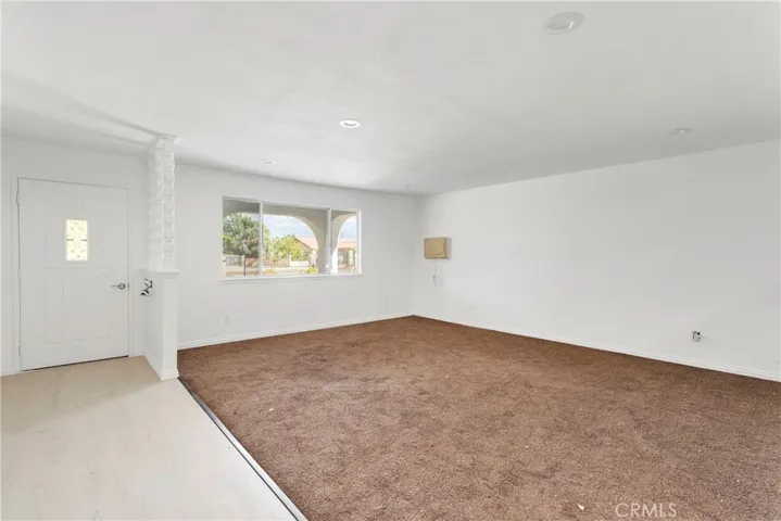 11350 Primrose Avenue, Hesperia, California 92345
