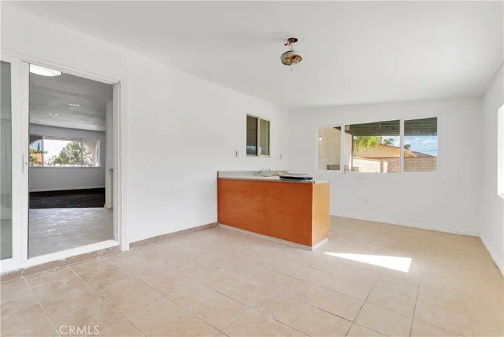 11350 Primrose Avenue, Hesperia, California 92345
