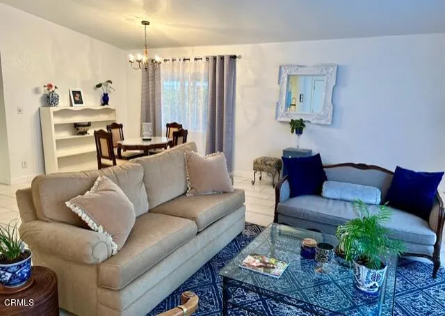 Living Dining-3