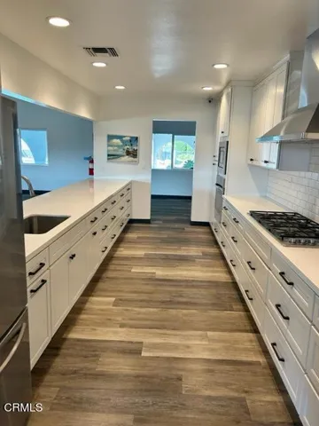 Clubhouse Kitchen
