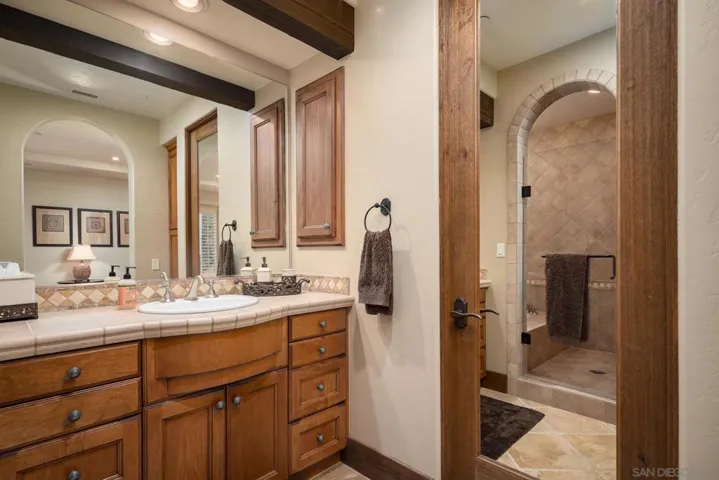 7059 Calle Portone, Rancho Santa Fe, California 92091