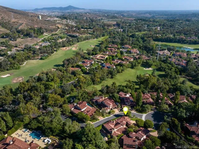 7059 Calle Portone, Rancho Santa Fe, California 92091