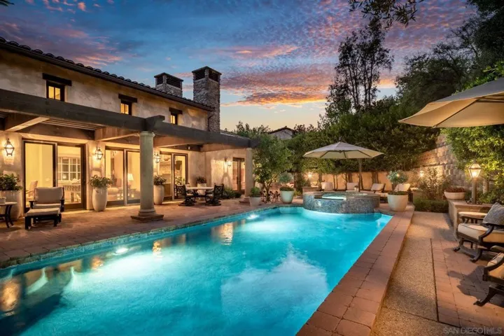 7059 Calle Portone, Rancho Santa Fe, California 92091