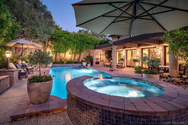 7059 Calle Portone, Rancho Santa Fe, California 92091