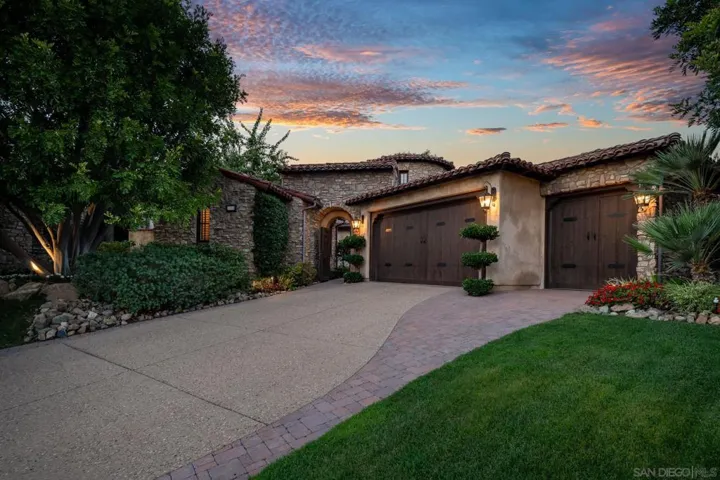 7059 Calle Portone, Rancho Santa Fe, California 92091