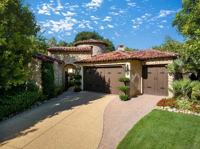 7059 Calle Portone, Rancho Santa Fe, California 92091