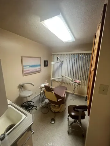 7121 W Manchester Avenue, Los Angeles, California 90045