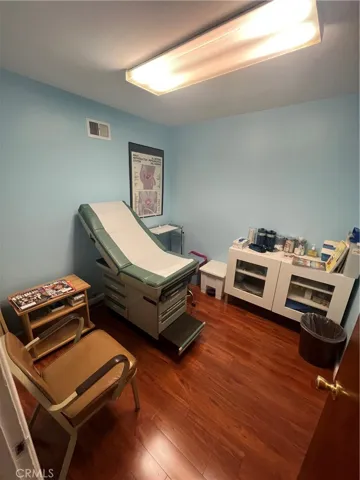 7121 W Manchester Avenue, Los Angeles, California 90045