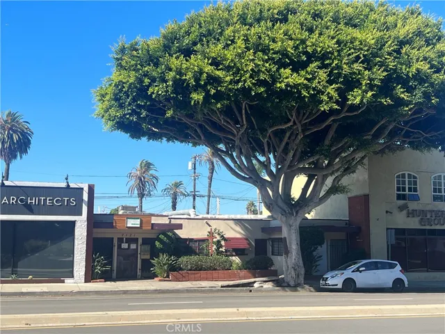 7121 W Manchester Avenue, Los Angeles, California 90045