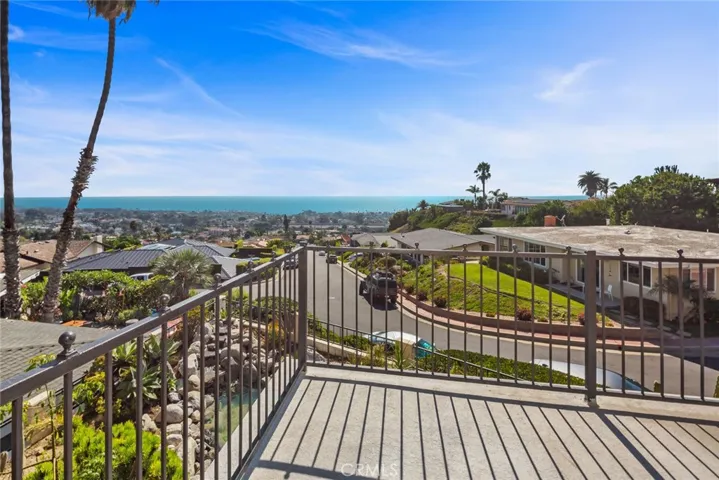 221 Cerrito Cielo, San Clemente, California 92672