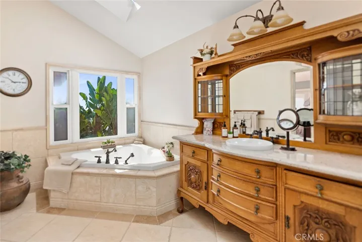221 Cerrito Cielo, San Clemente, California 92672