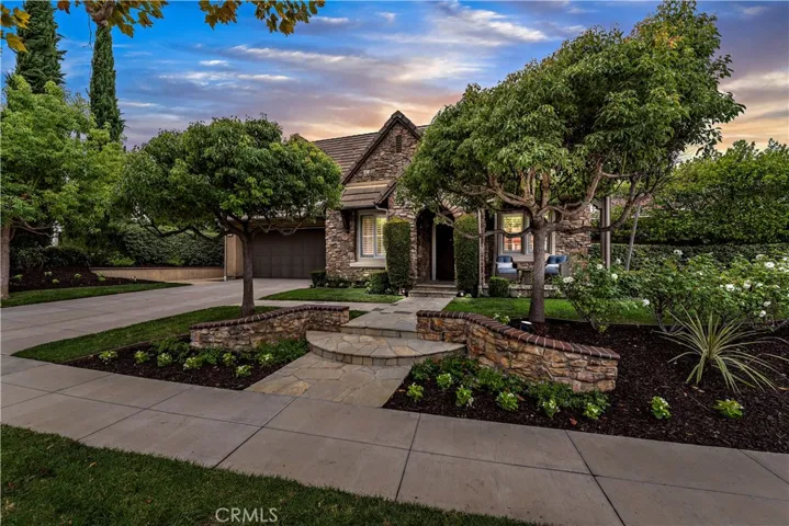 25 Christopher Street, Ladera Ranch, California 92694