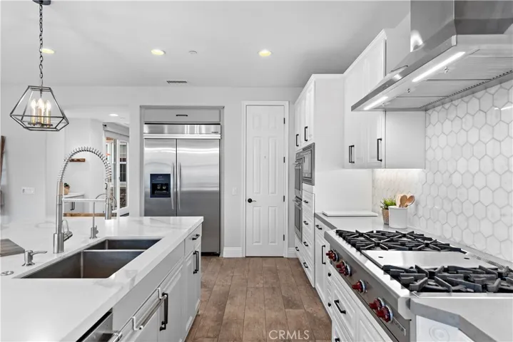 25 Christopher Street, Ladera Ranch, California 92694