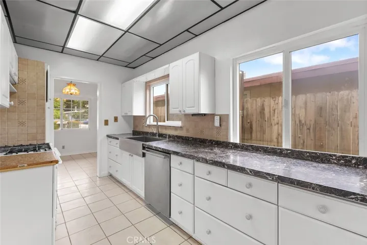 4168 Ish Drive, Simi Valley, California 93063