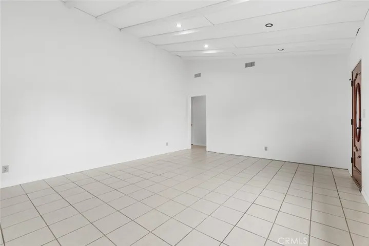 4168 Ish Drive, Simi Valley, California 93063