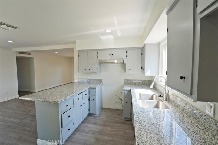 4024 Columbus, Bakersfield, California 93306