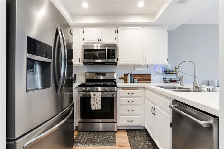 2731 Erringer Road Unit 88, Simi Valley, California 93065