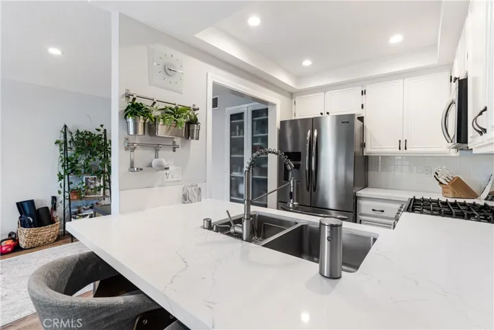 2731 Erringer Road Unit 88, Simi Valley, California 93065
