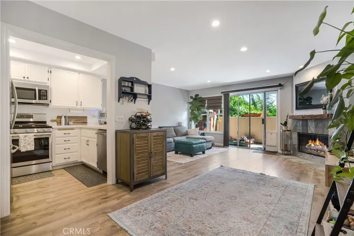 2731 Erringer Road Unit 88, Simi Valley, California 93065
