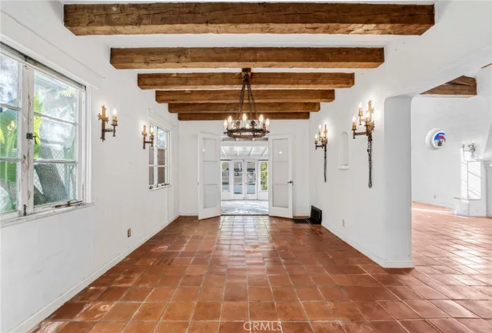 10520 Ashton Avenue, Los Angeles, California 90024
