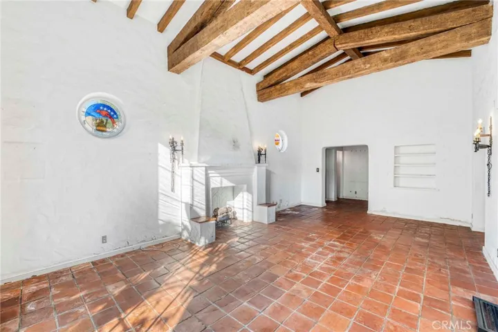10520 Ashton Avenue, Los Angeles, California 90024
