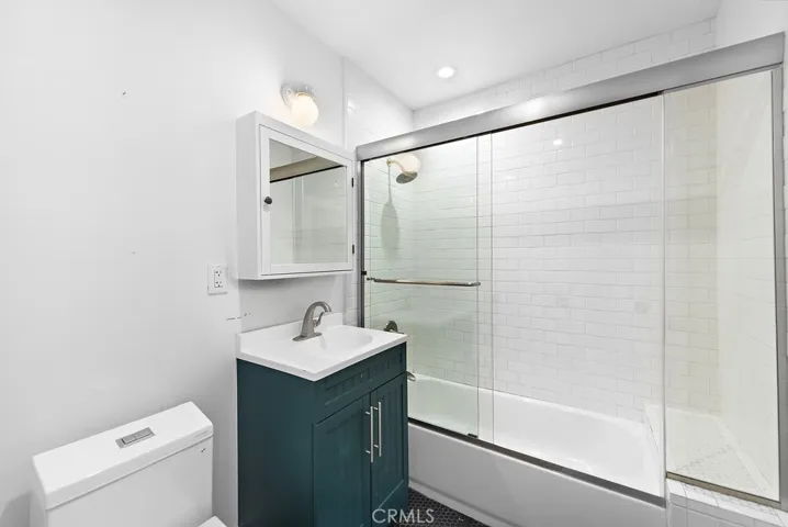 Main Bath