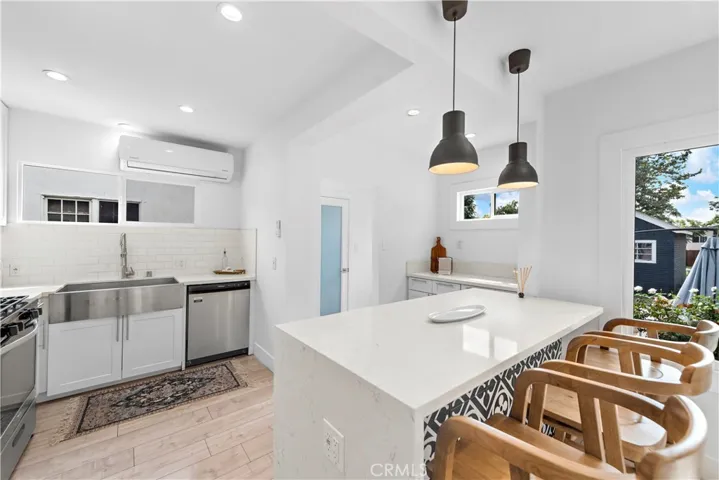 536 W Washington Boulevard, Pasadena, California 91103