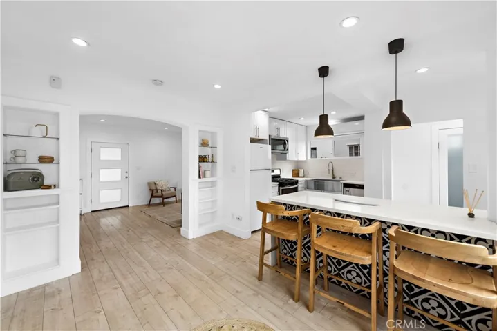 536 W Washington Boulevard, Pasadena, California 91103