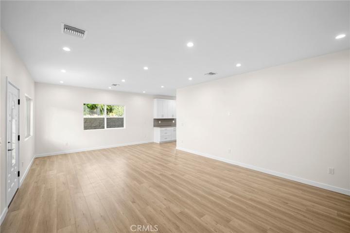 9947 Covello Street, Burbank, California 91504