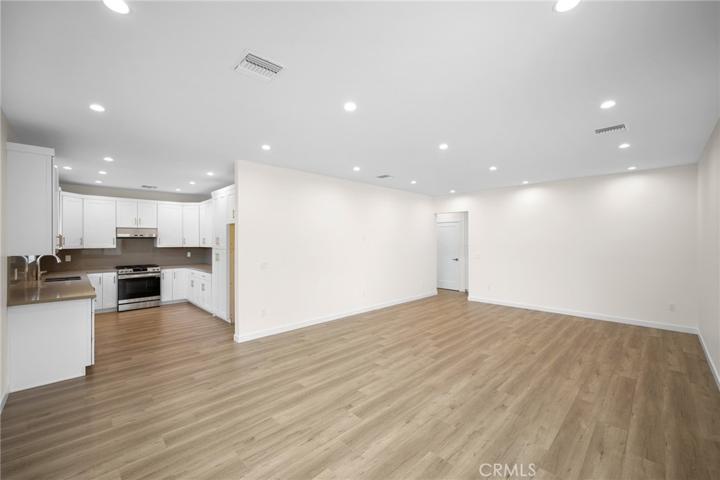 9947 Covello Street, Burbank, California 91504