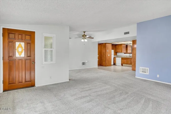 11-13660 Annandale Drive-11