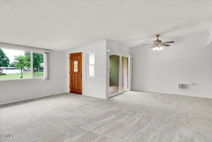 14-13660 Annandale Drive-14