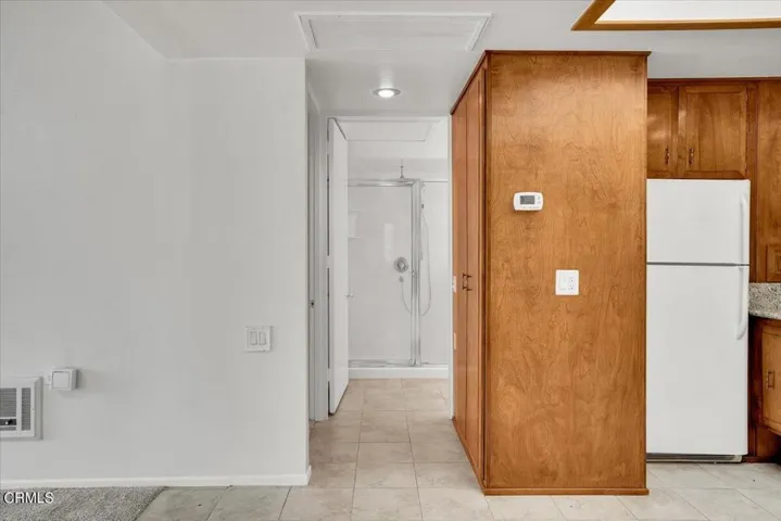 24-13660 Annandale Drive-24