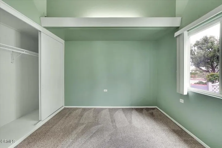 27-13660 Annandale Drive-27