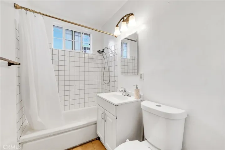2116 E 113th Street, Los Angeles, California 90059
