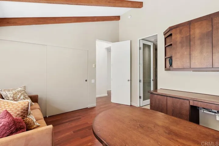 369 W I Street, Encinitas, California 92024