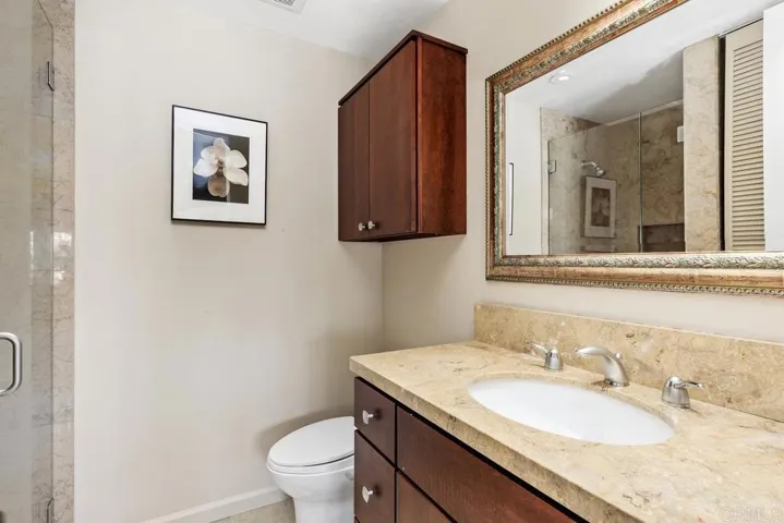 369 W I Street, Encinitas, California 92024