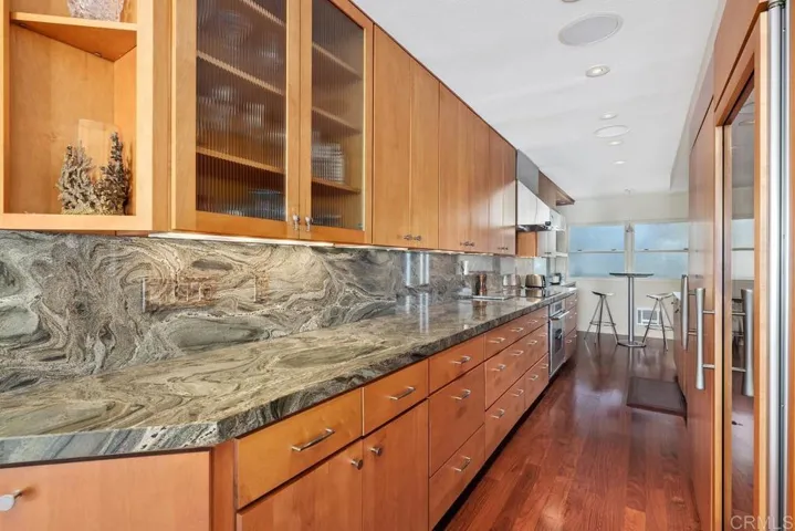 369 W I Street, Encinitas, California 92024