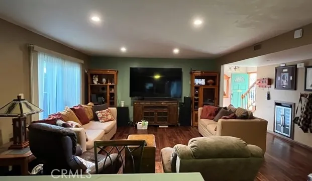 8576 Highwood Drive, San Diego, California 92119