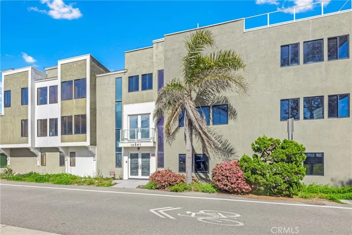 16995 8th Street, Sunset Beach, California 90742
