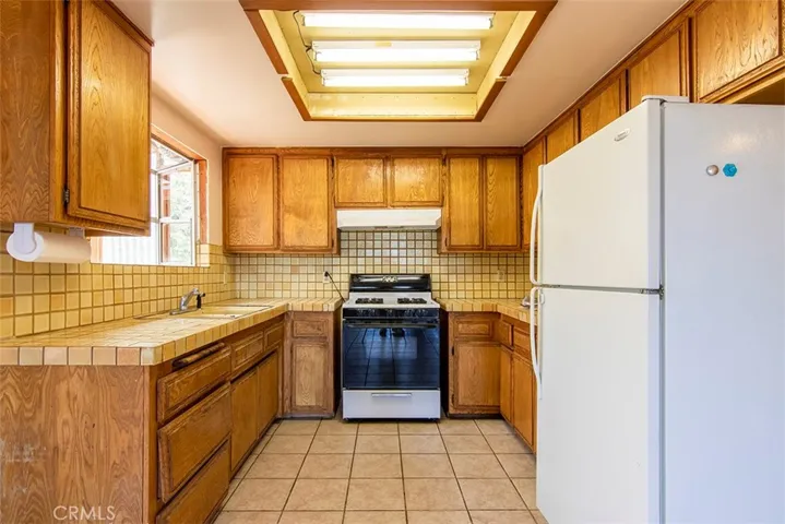53130 Stonewood Canyon Road, Idyllwild, California 92549