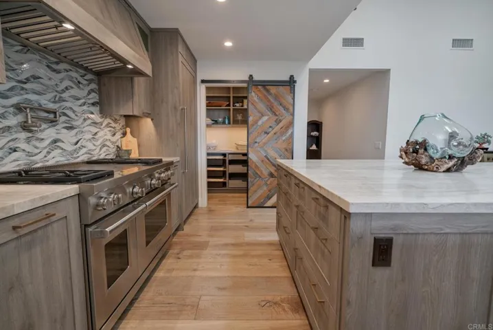 Walk-In Pantry