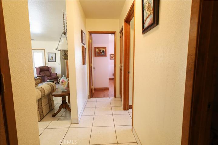 9419 Sierra Vista Road, Phelan, California 92371
