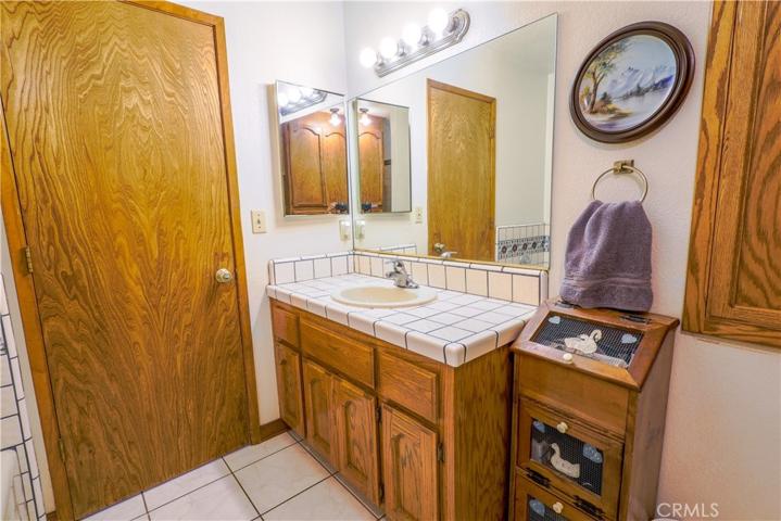 9419 Sierra Vista Road, Phelan, California 92371