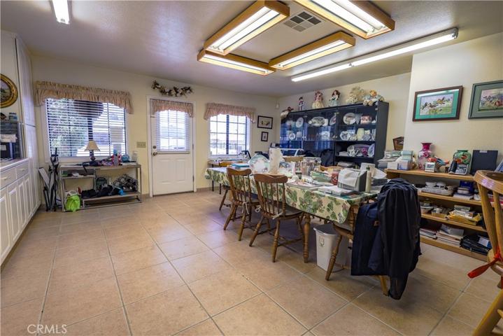 9419 Sierra Vista Road, Phelan, California 92371