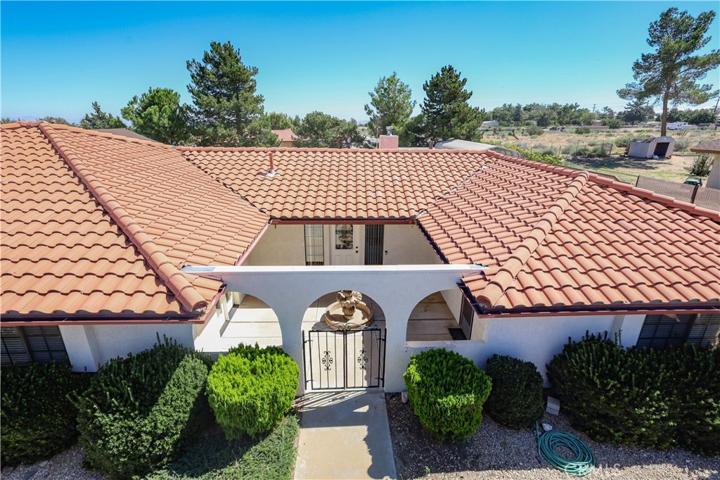 9419 Sierra Vista Road, Phelan, California 92371